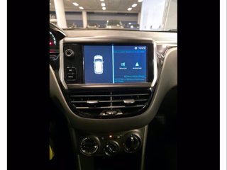 PEUGEOT 208 5p 1.2 puretech signature s&s 82cv