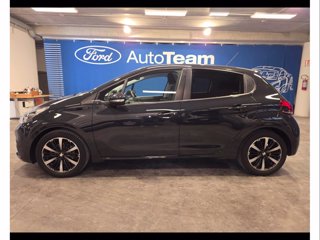 PEUGEOT 208 5p 1.2 puretech signature s&s 82cv