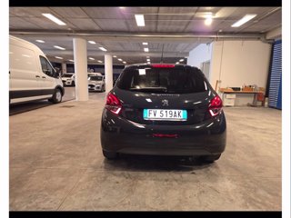 PEUGEOT 208 5p 1.2 puretech signature s&s 82cv