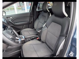 RENAULT Captur 1.6 e-tech hybrid zen 145cv auto