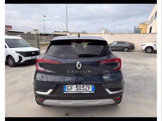 RENAULT Captur 1.6 e-tech hybrid zen 145cv auto