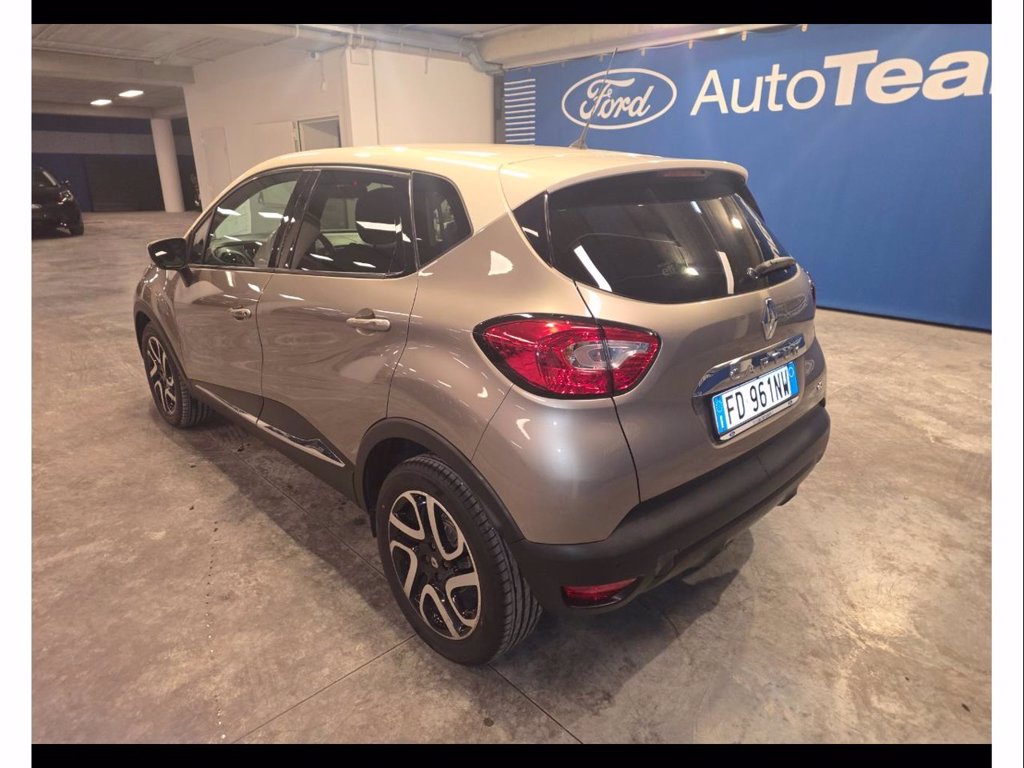 RENAULT Captur 1.5 dci intens (energy r-link) 90cv e6
