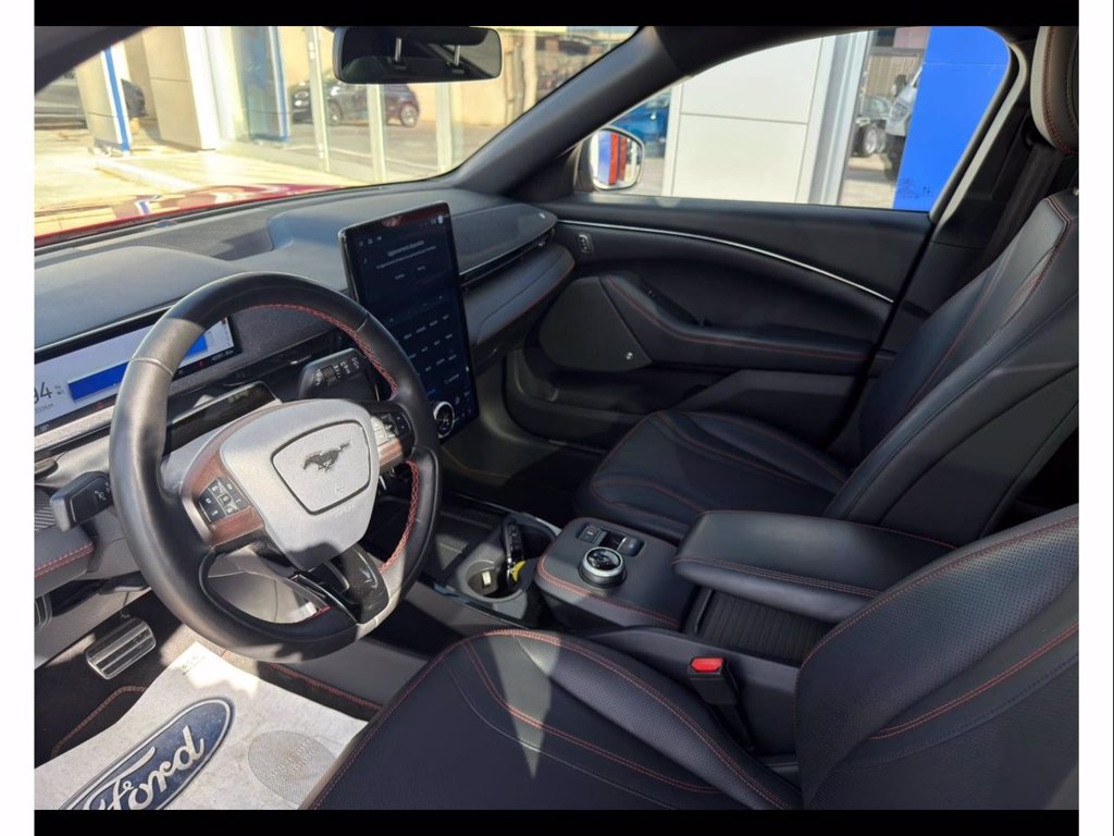 FORD Mustang mach-e standard range awd 269cv auto