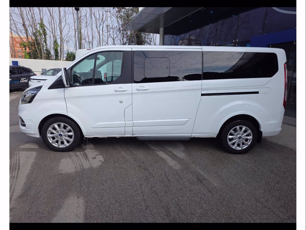 FORD Tourneo custom 320 2.0 tdci 130cv titanium l2h1 e6.2