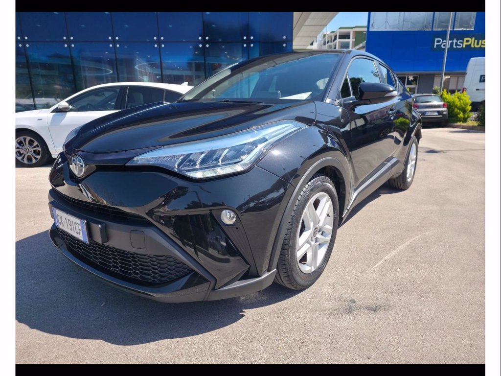 TOYOTA C-hr 1.8h active e-cvt