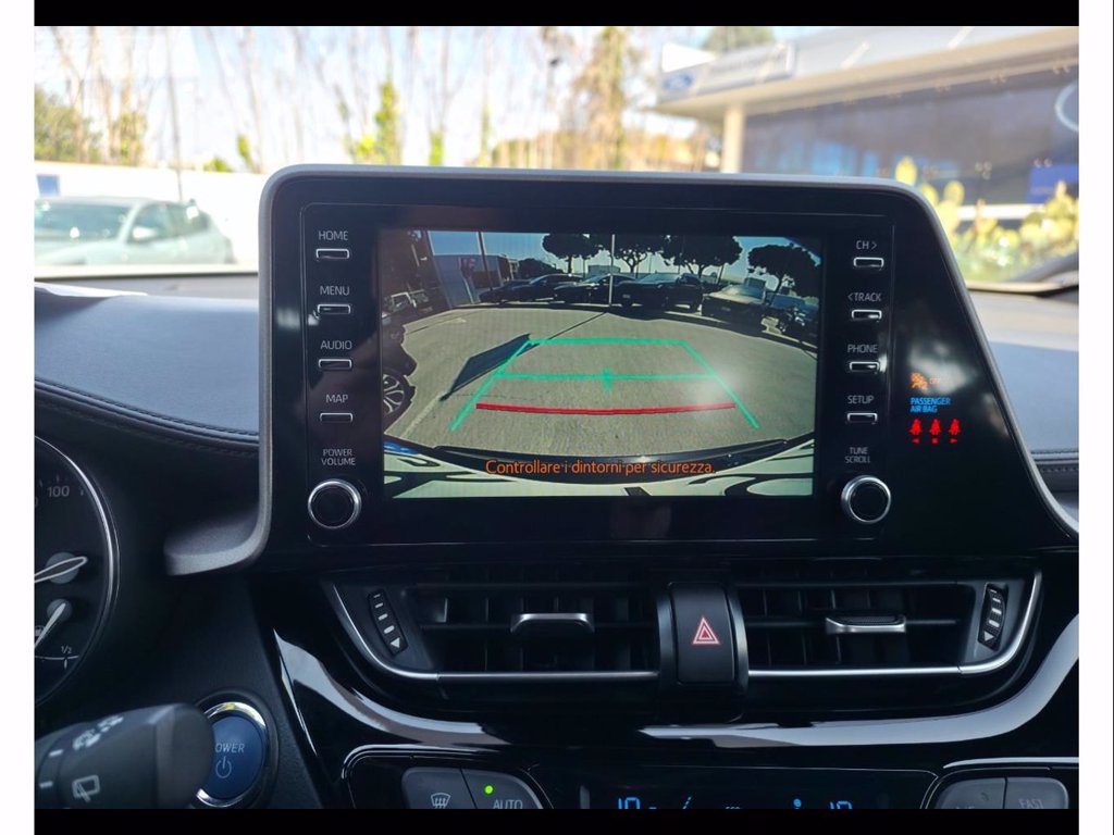 TOYOTA C-hr 1.8h active e-cvt