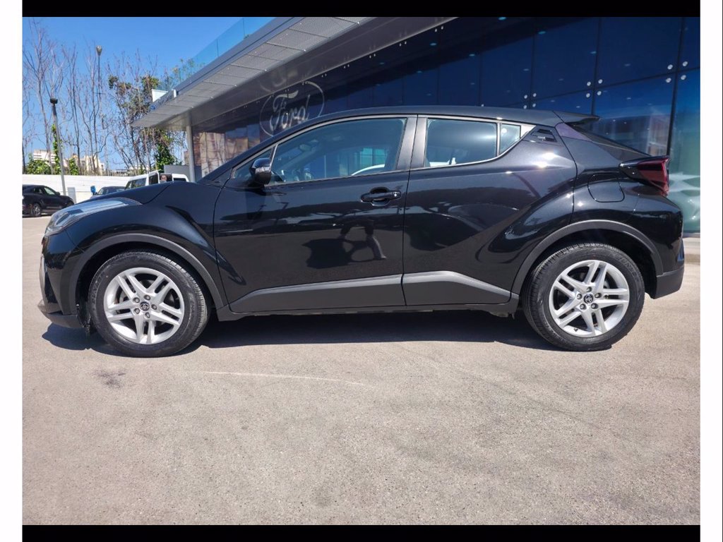 TOYOTA C-hr 1.8h active e-cvt