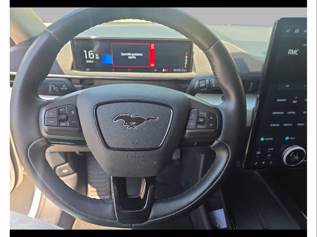 FORD Mustang mach-e standard range rwd 269cv auto