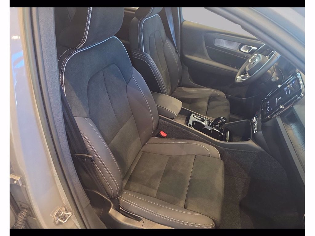 VOLVO Xc40 1.5 t5 recharge phev ultimate dark auto