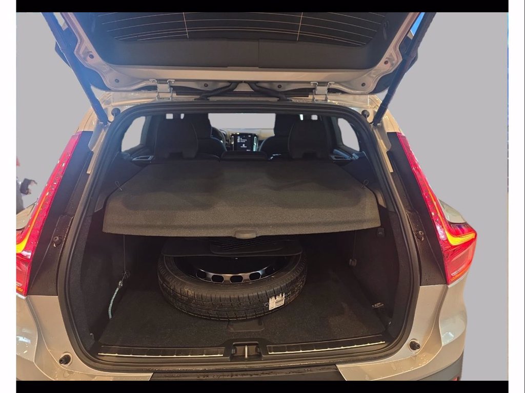 VOLVO Xc40 1.5 t5 recharge phev ultimate dark auto