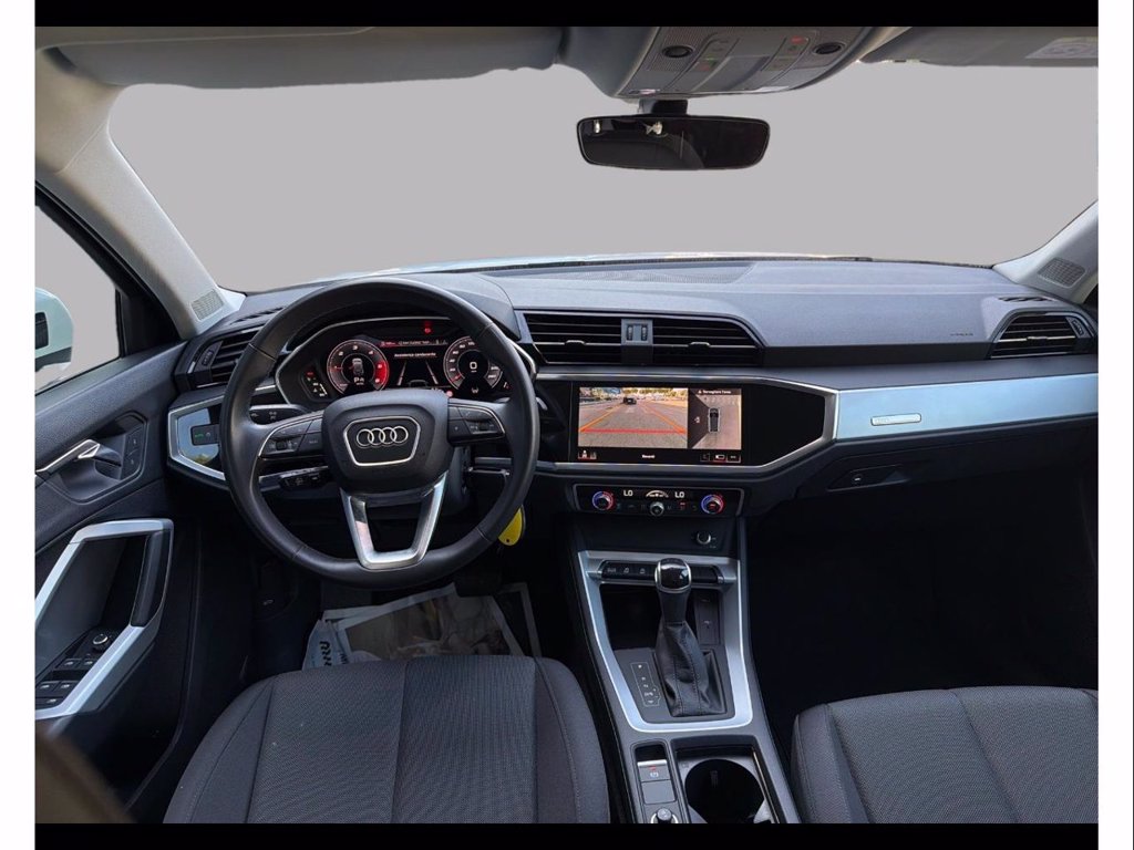 AUDI Q3 35 2.0 tdi business s-tronic
