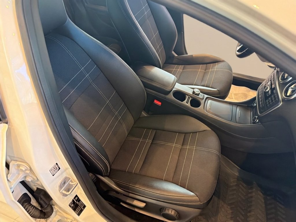 MERCEDES A 180 cdi premium auto