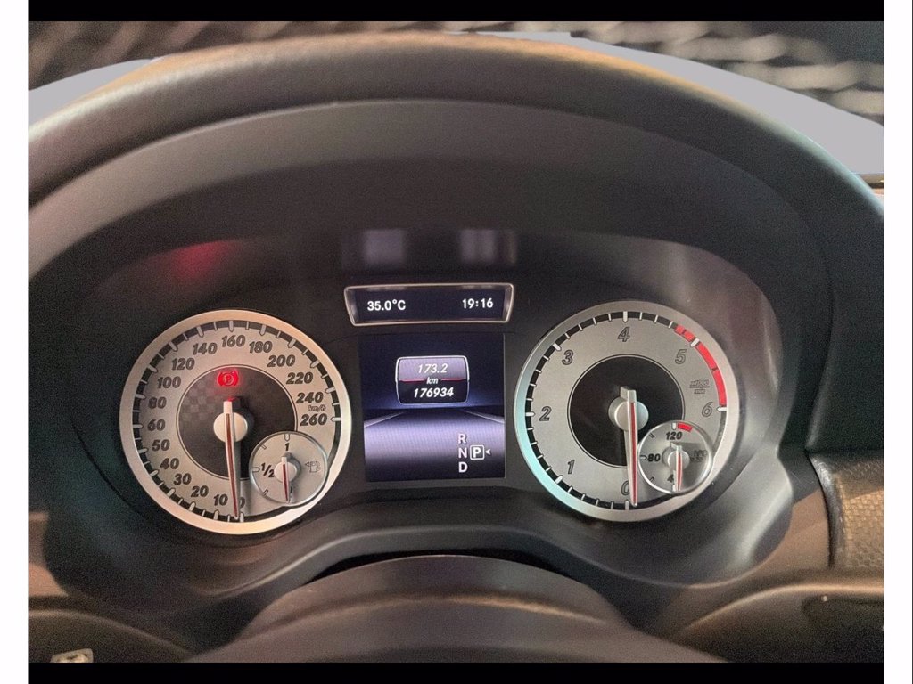 MERCEDES A 180 cdi premium auto