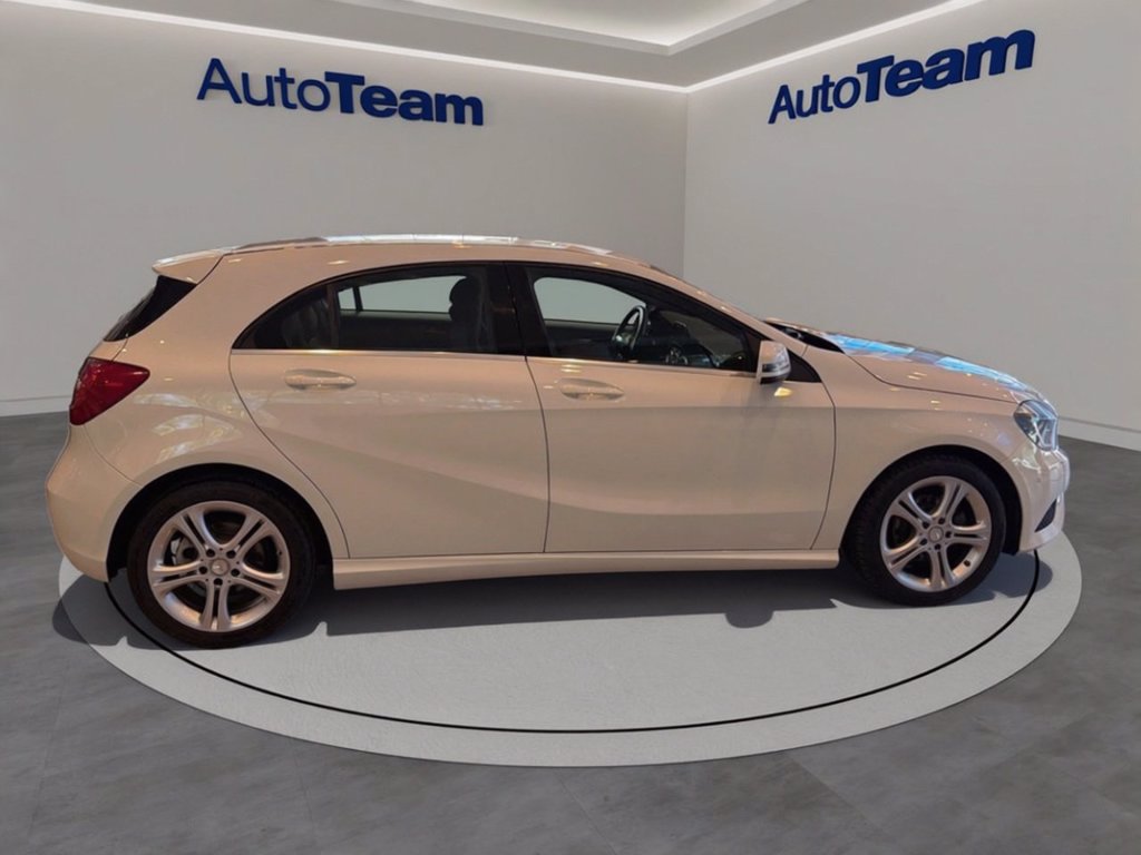 MERCEDES A 180 cdi premium auto