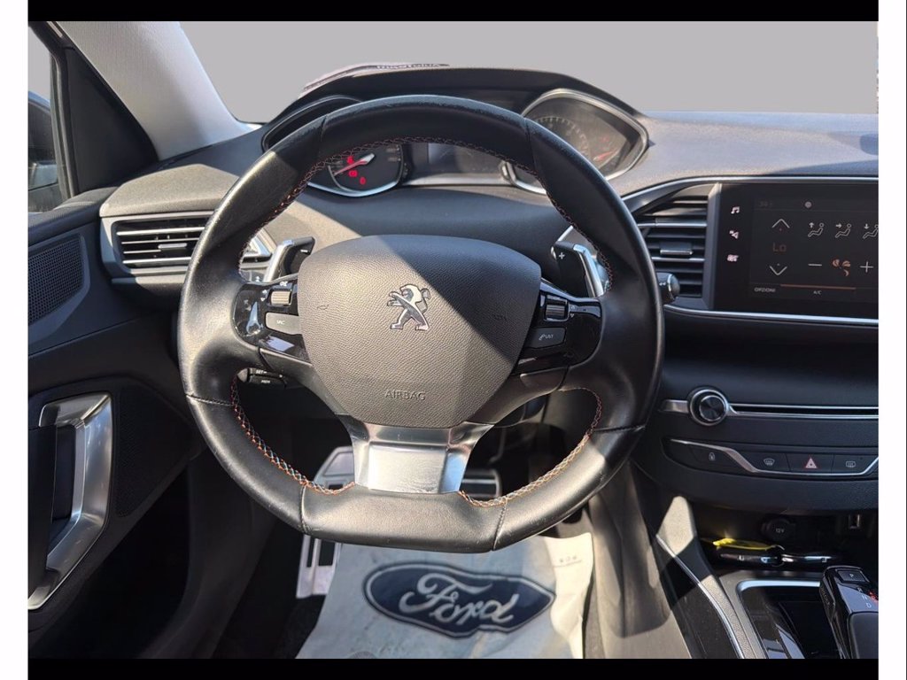 PEUGEOT 308 5p 1.5 bluehdi tech edition s&s 130cv eat8