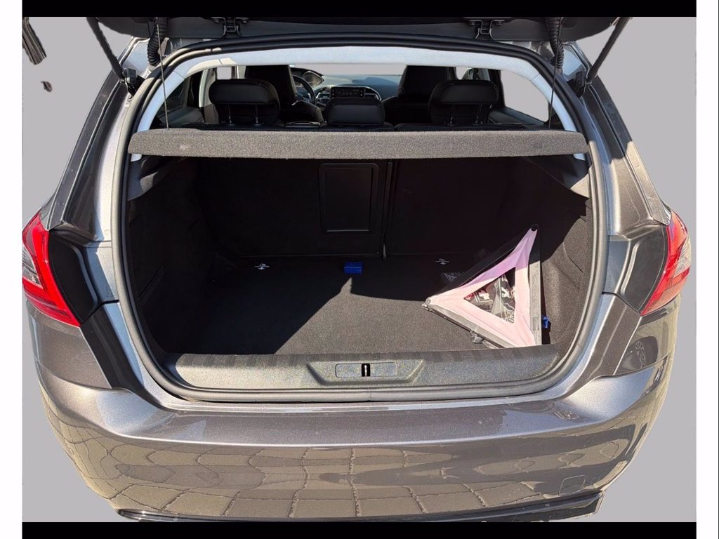 PEUGEOT 308 5p 1.5 bluehdi tech edition s&s 130cv eat8