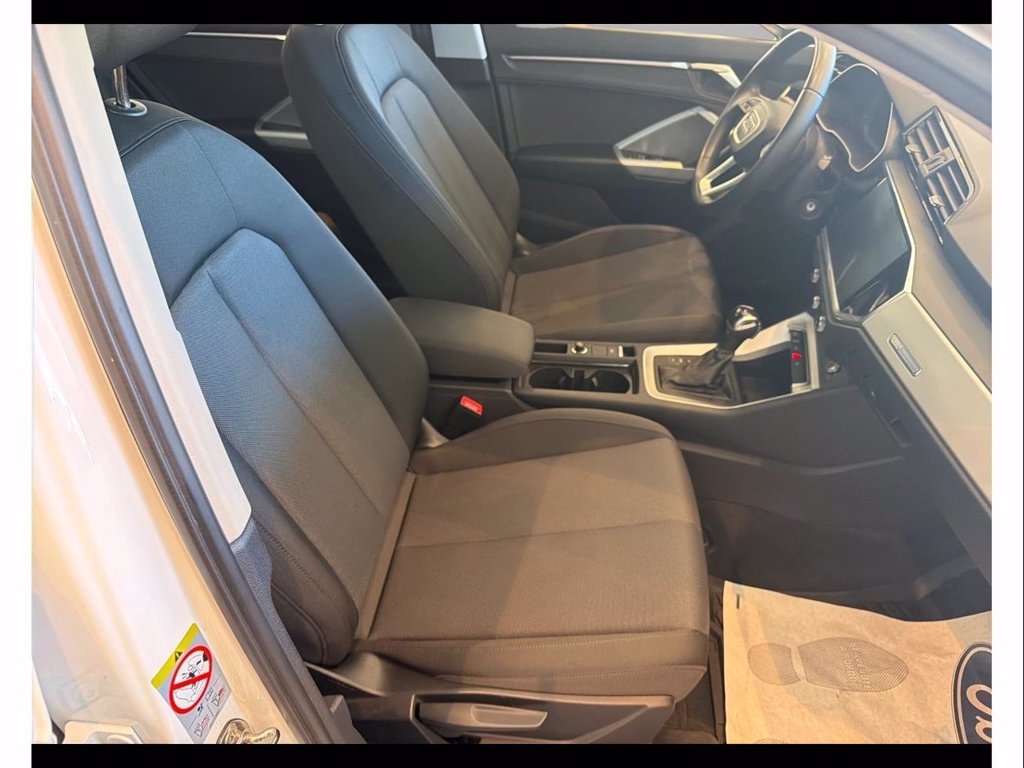 AUDI Q3 sportback 45 1.4 tfsi e business plus s-tronic