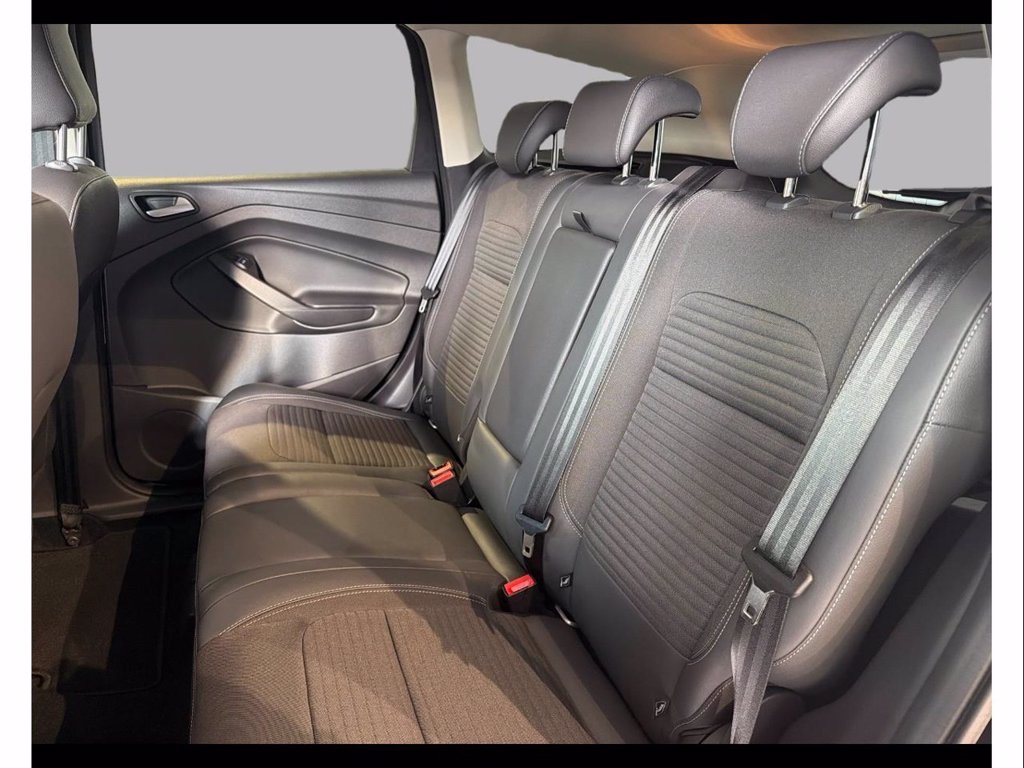 FORD Kuga 2.0 tdci titanium business s&s awd 150cv powershift