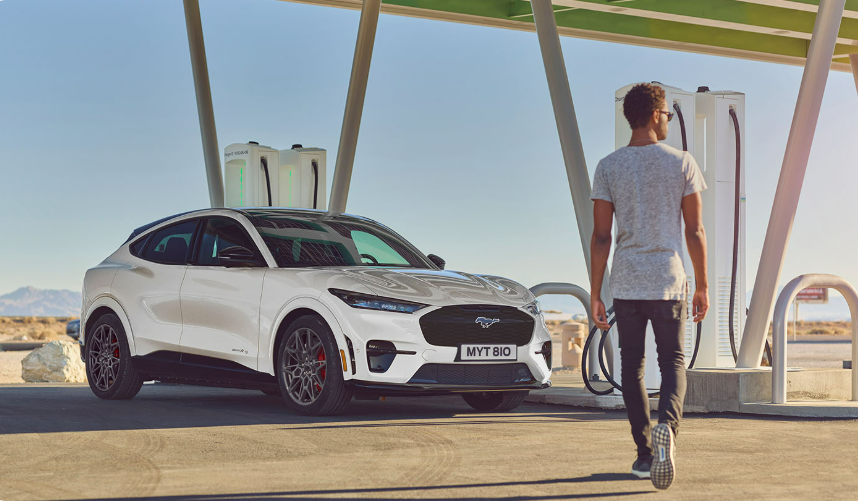 Mustang Mach E Ricarica